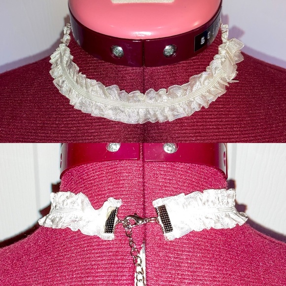 Set of 2 lace chokers - Free with any purchase - Picture 3 of 7